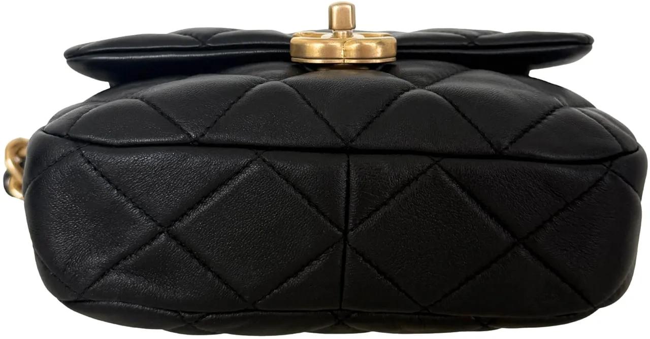 Thumbnail - Chanel Crossbody Bags - Chanel Mini Quilted Candy Chain Flap Bag Lambskin - Gr. unisize - in Schwarz - für Damen