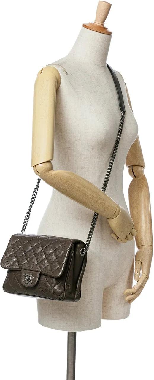 Chanel Hobo bags 2016-2017 CC Quilted Caviar Crossbody in bruin