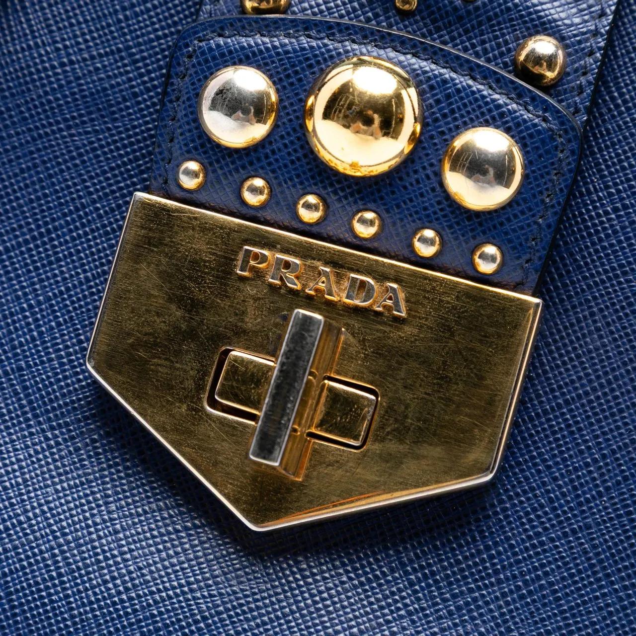 Thumbnail - Prada Hobo Bags - Saffiano Turnlock Double Zip Studded Tote - Gr. unisize - in Blau - für Damen