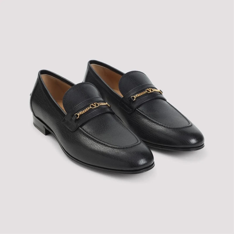 Valentino Garavani Loafer Pointed-Toe Grained Leather Loafers With Decorativ Black(Image 3)