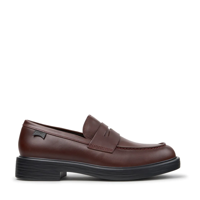 Camper Schnürschuhe Bei Dean, einem zeitlosen Unisex-Stil, trifft Trad burgund