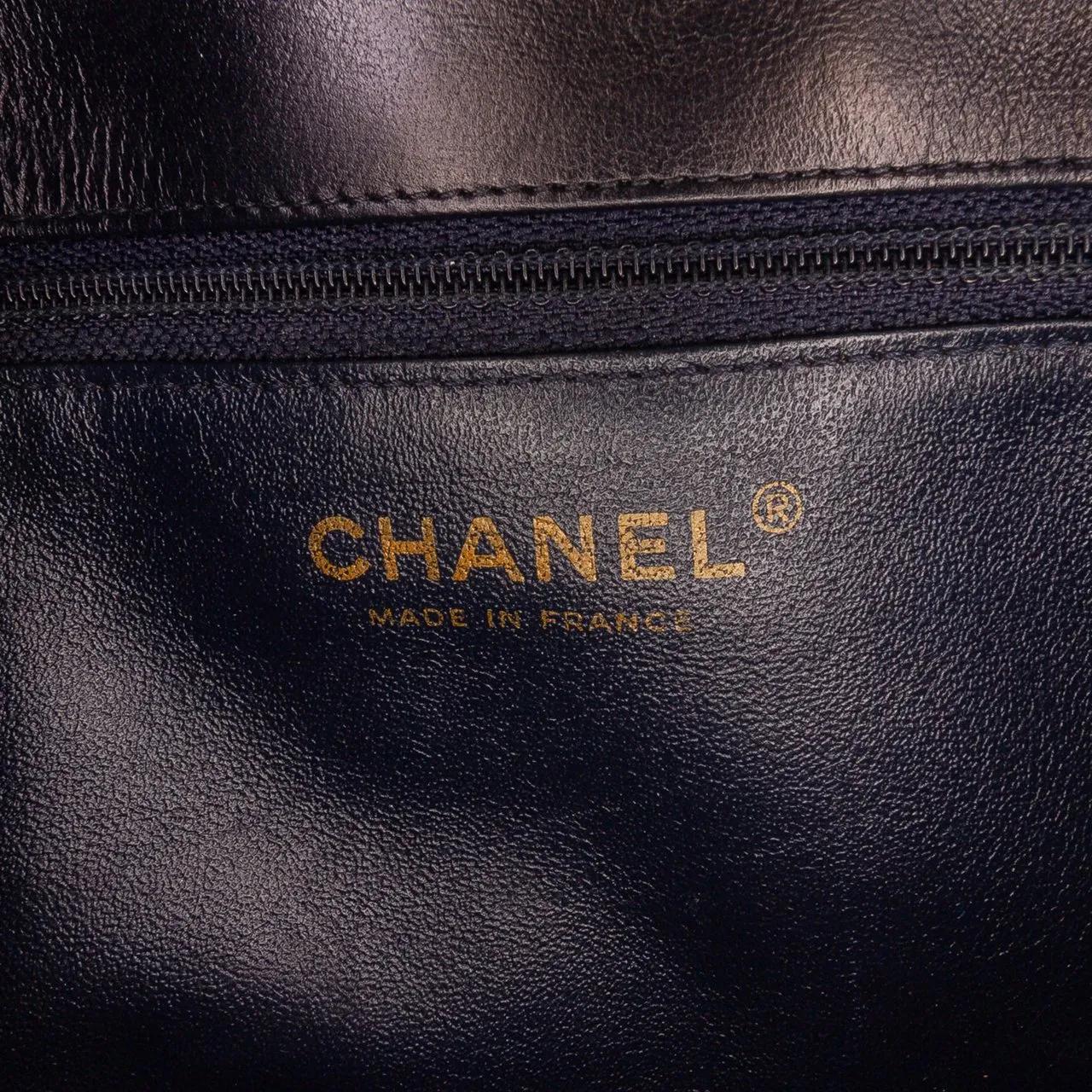 Thumbnail - Chanel Hobo Bags - CC Horizontal Quilted Lambskin Double Flap - Gr. unisize - in Schwarz - für Damen