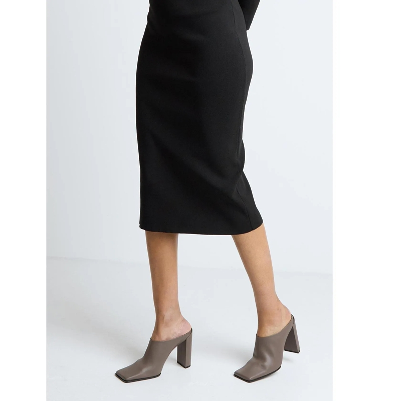 Alaia Mules Mules 90 Tourterelle(Image 2)