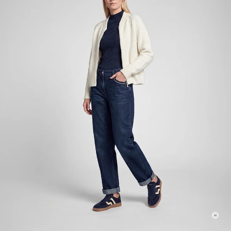 Marc Aurel Blouson Strickjacke- aus Bouclé- Taschen mit Patten aus weiss(Image 2)