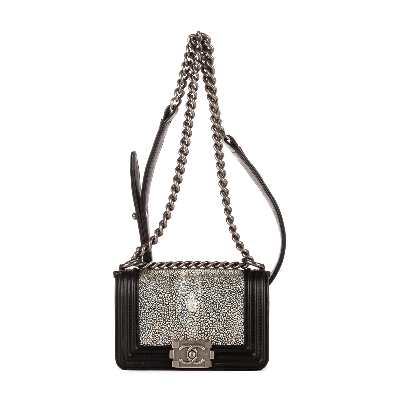 Chanel Crossbody Bag Unique Piece Boy Galuchat Mini schwarz