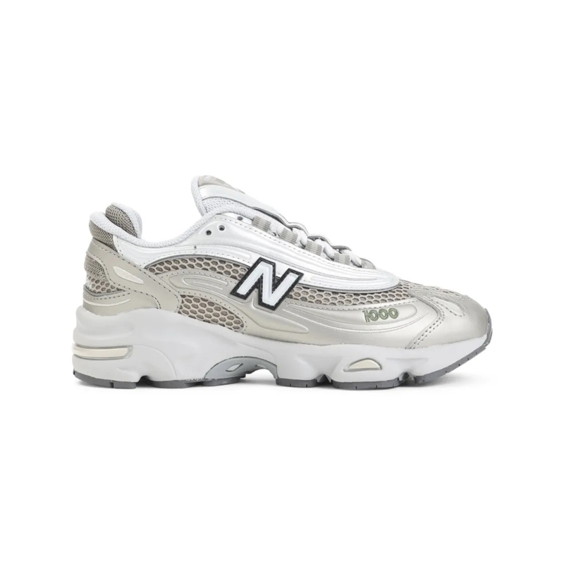 New Balance Lage-top sneaker Metallic Finish Leather Sneakers With Chunky Sole Silver