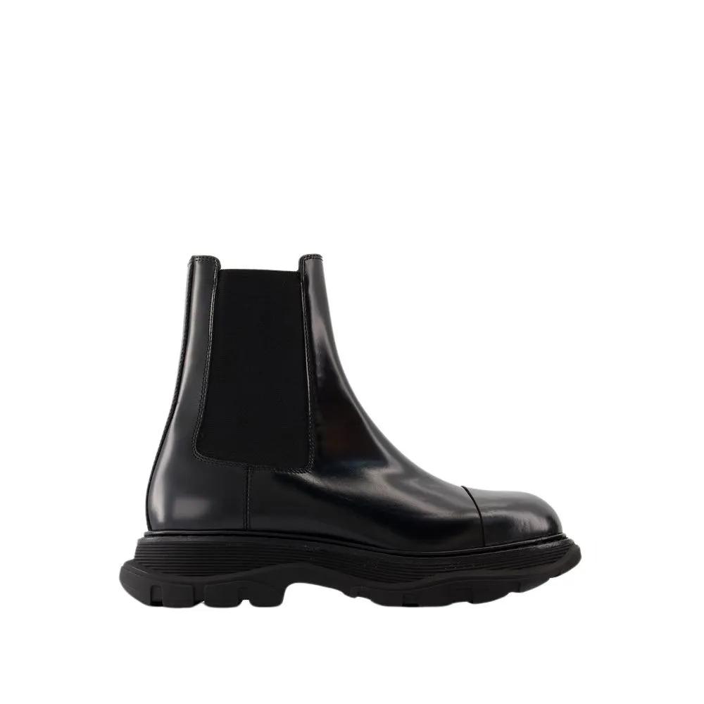 Alexander McQueen Stiefel - Treadslick Ankle Boots - Calfskin - Black - Gr. 40 (EU) - in Schwarz - für Damen