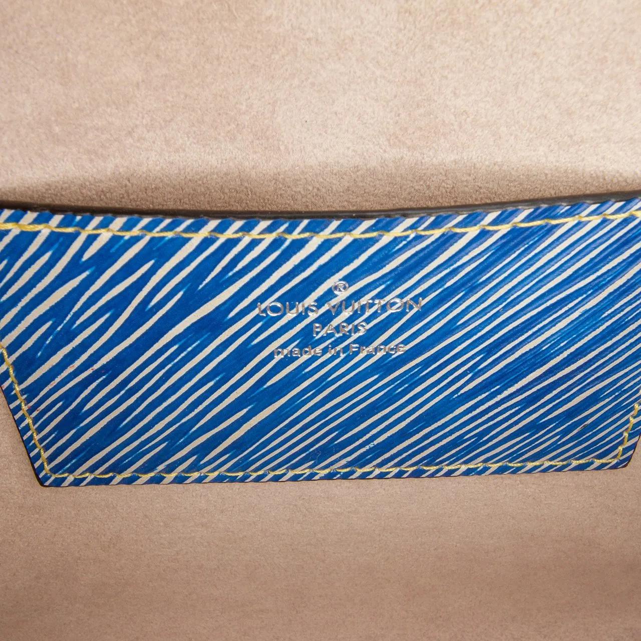 Thumbnail - Louis Vuitton Hobo Bags - Epi Denim Studded Twist MM - Gr. unisize - in Blau - für Damen