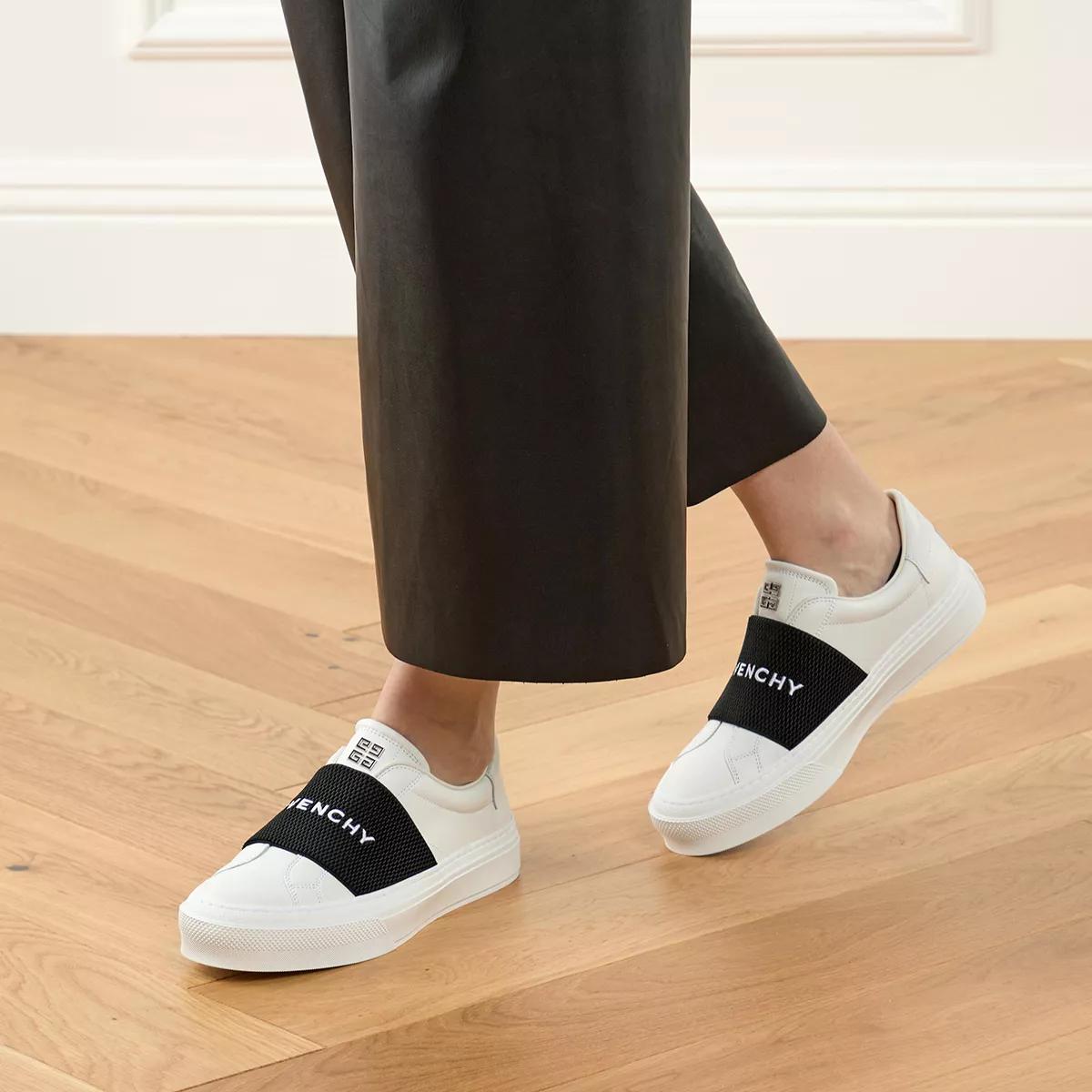 Black and white givenchy sneakers online