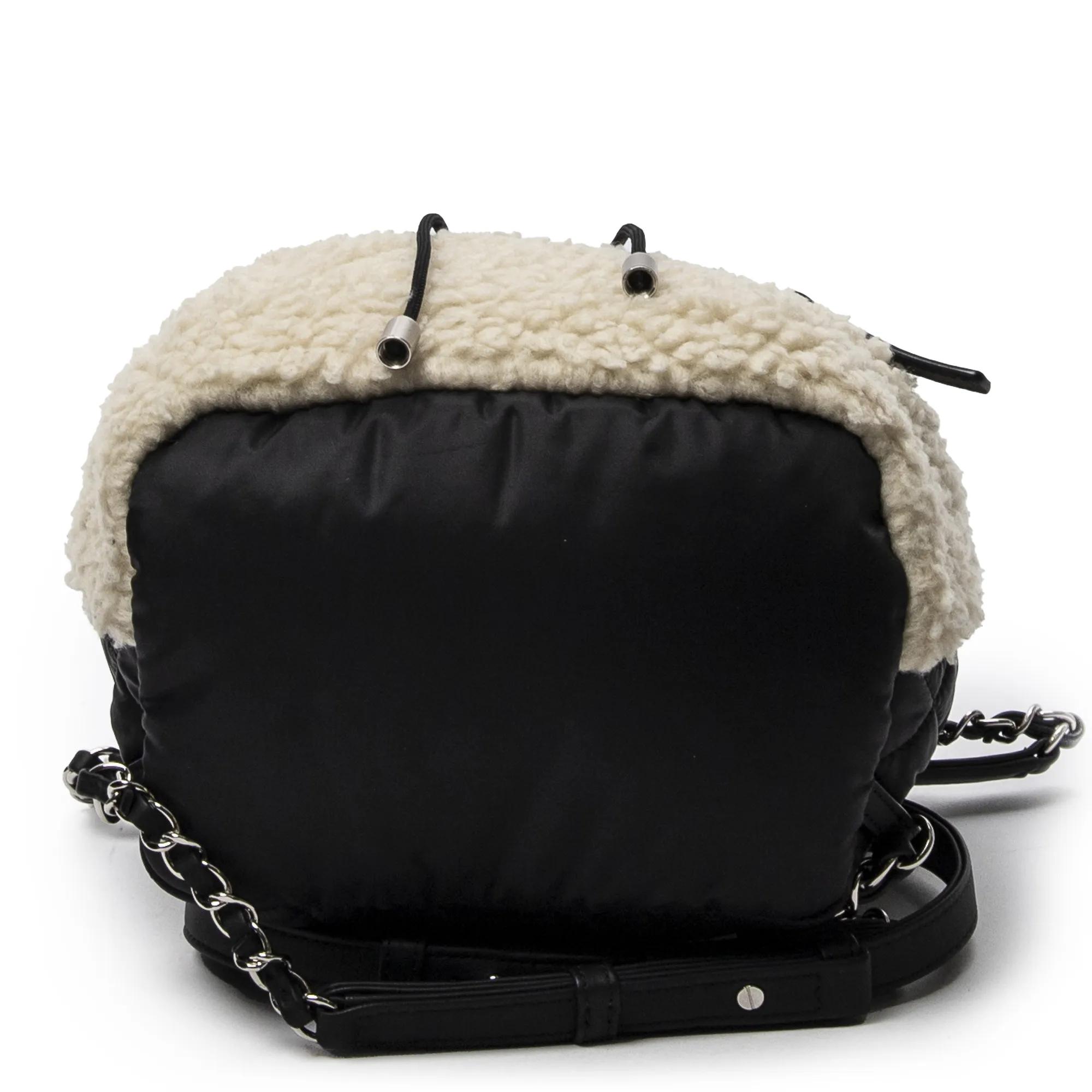 Thumbnail - Chanel Crossbody Bags - Coco Neige Flap Backpack - Gr. unisize - in Weiß - für Damen