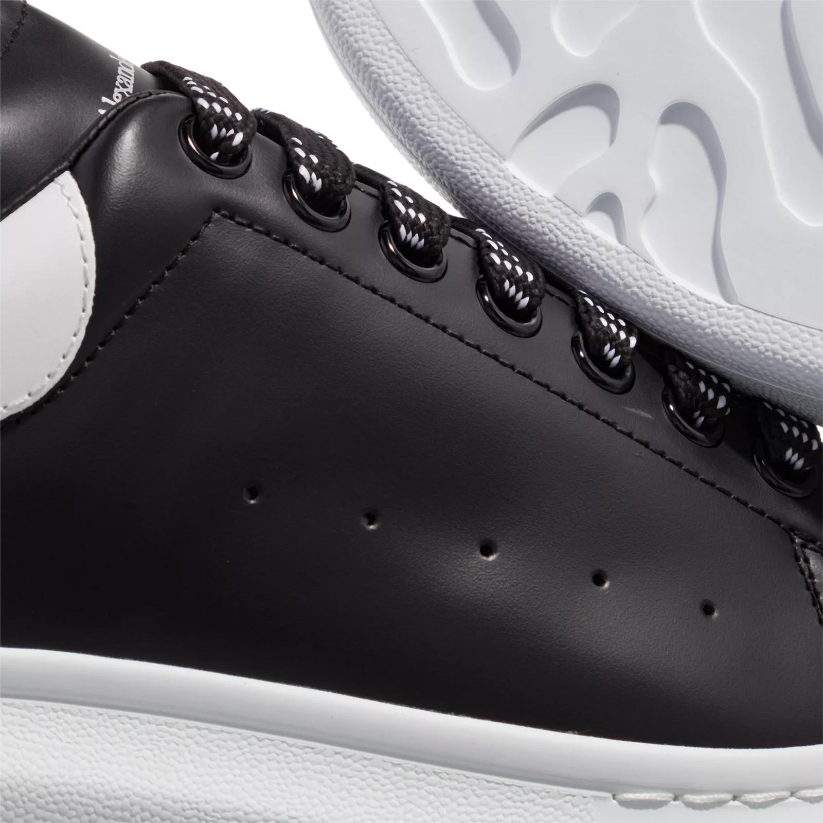 Alexander mcqueen reflective black clearance