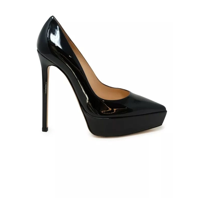 Gianvito Rossi Pumps Black Patent Leather Pumps Black