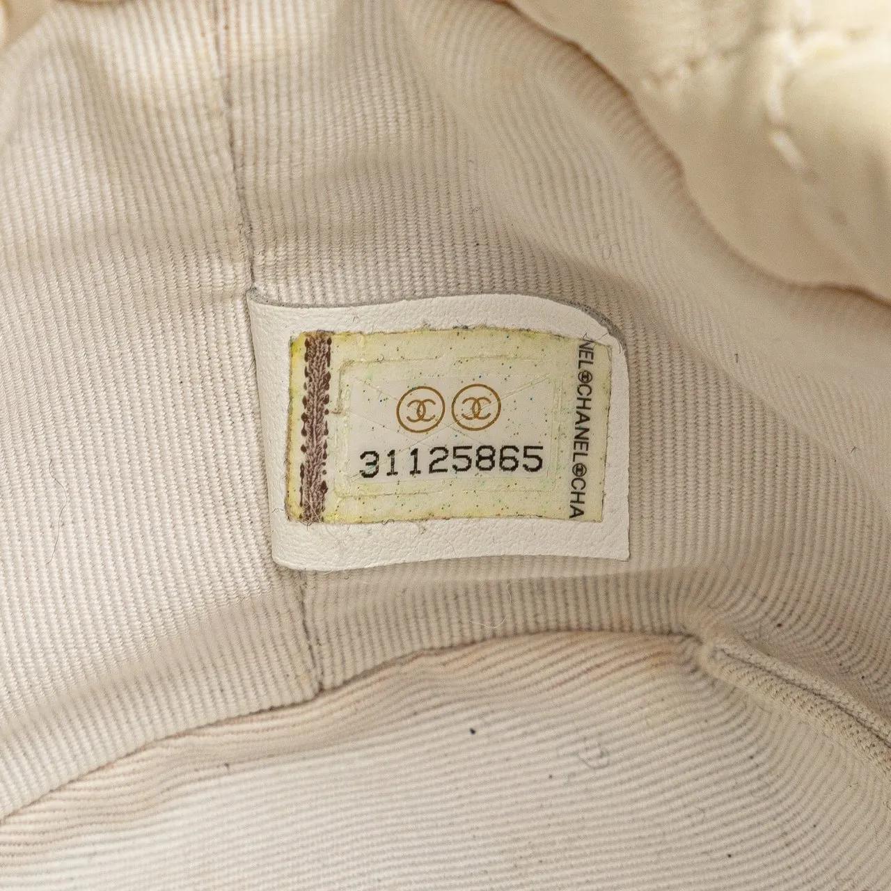 Thumbnail - Chanel Hobo Bags - Mini Quilted Lambskin About Pearls Drawstring Buck - Gr. unisize - in Weiß - für Damen