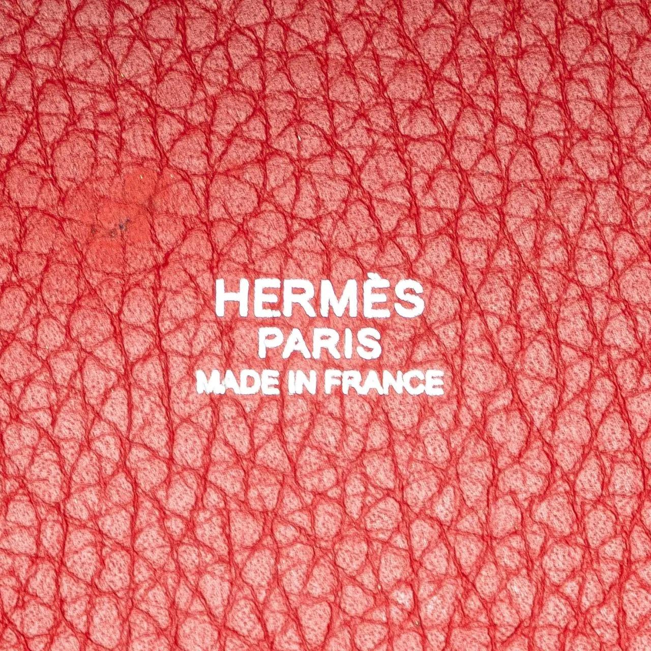 Hermès Hobo bags Clemence Picotin Lock 22 in rood