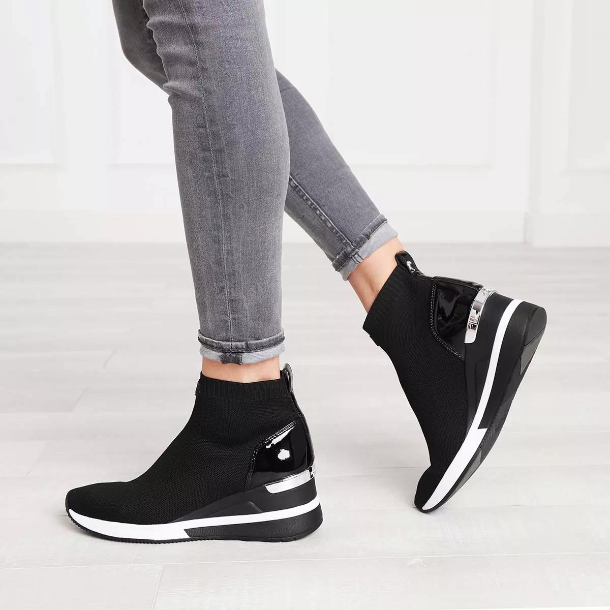 Michael kors shop skyler sneaker black