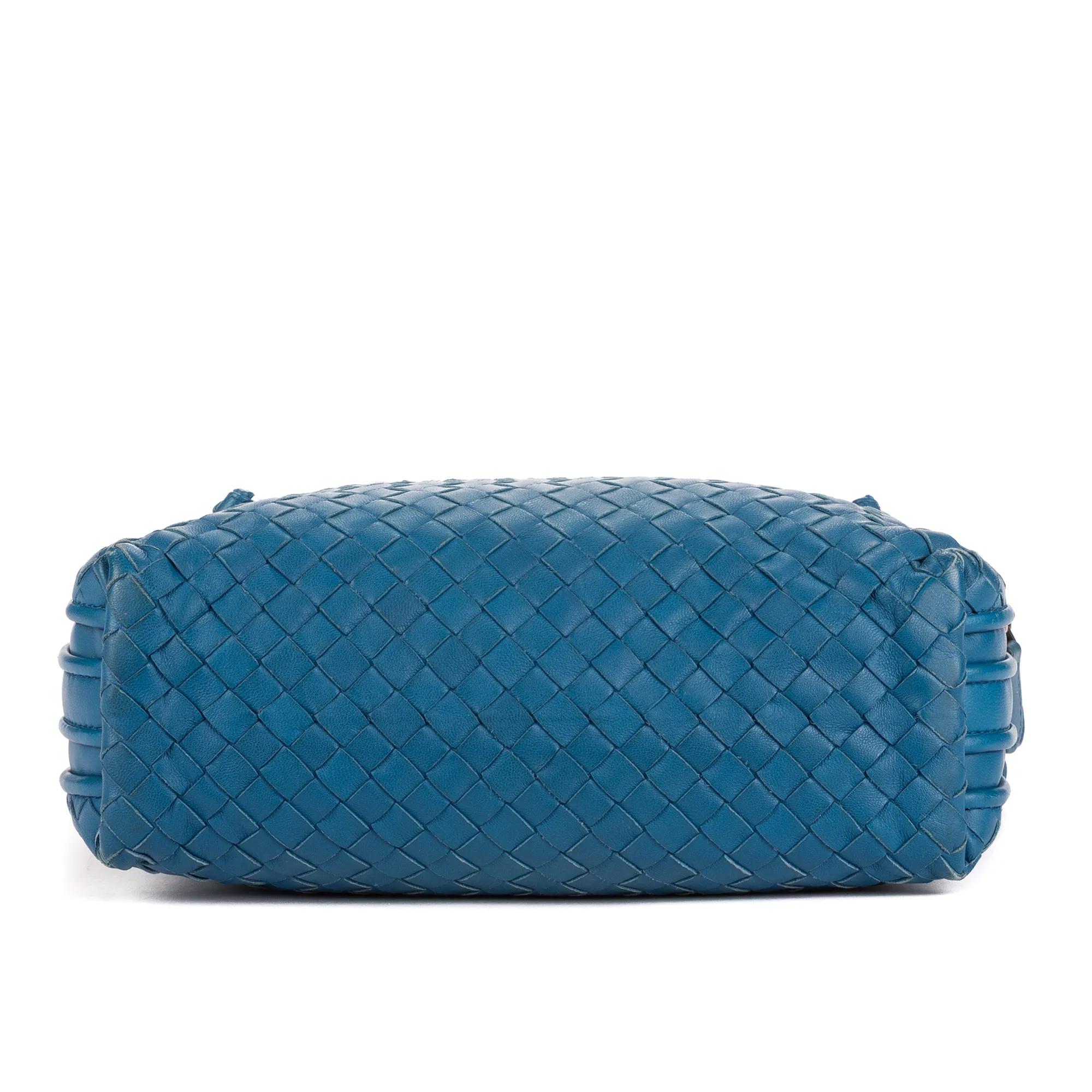 Thumbnail - Bottega Veneta Crossbody Bags - Nodini Double Zipper Small - Gr. unisize - in Blau - für Damen