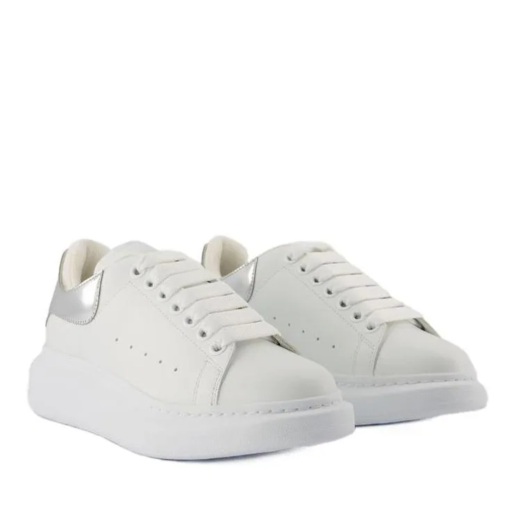 Alexander McQueen Oversized Sneakers Leather White Silver White sneaker basse