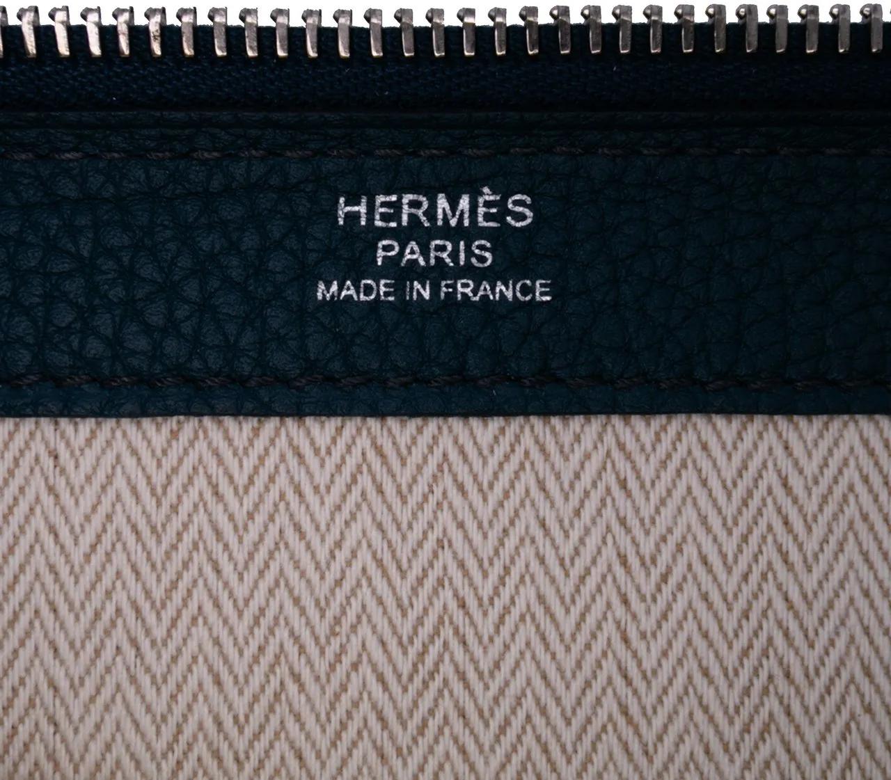 Thumbnail - Hermès Clutches - Togo Swift Endless Road Clutch - Gr. unisize - in Blau - für Damen