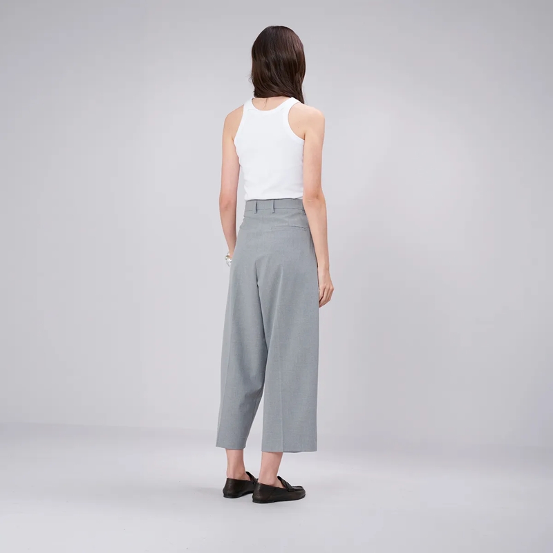 True Religion Hose - Engwerdenes, verkürztes Bein- Bund- und Bügelfa grau(Image 4)