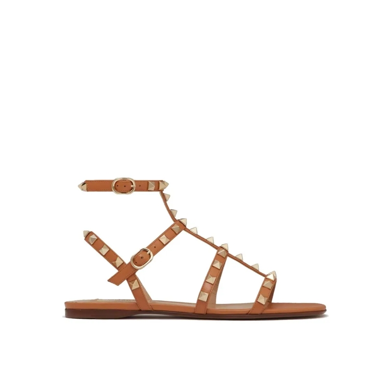 Valentino Garavani Sandalen Rockstud Flat Sandals Brown