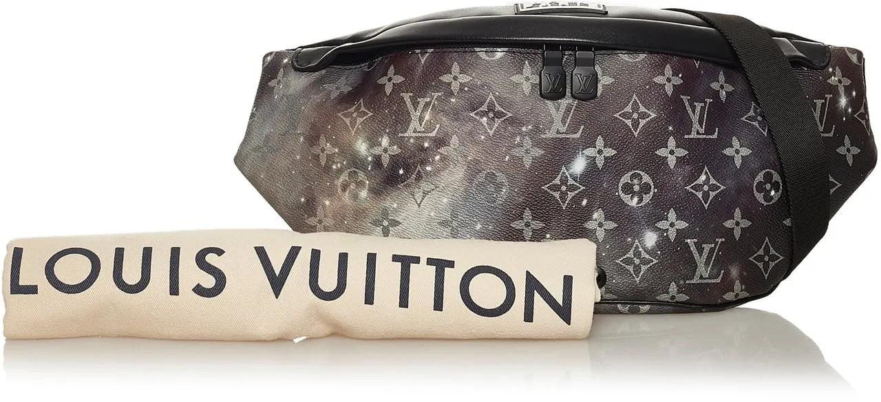Louis Vuitton Heuptassen Monogram Galaxy Discovery Bumbag in zwart
