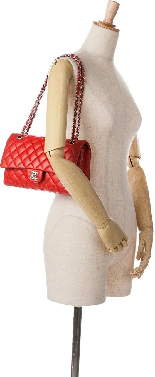 Chanel Hobo bags 2011 Medium Classic Lambskin Double Flap in rood