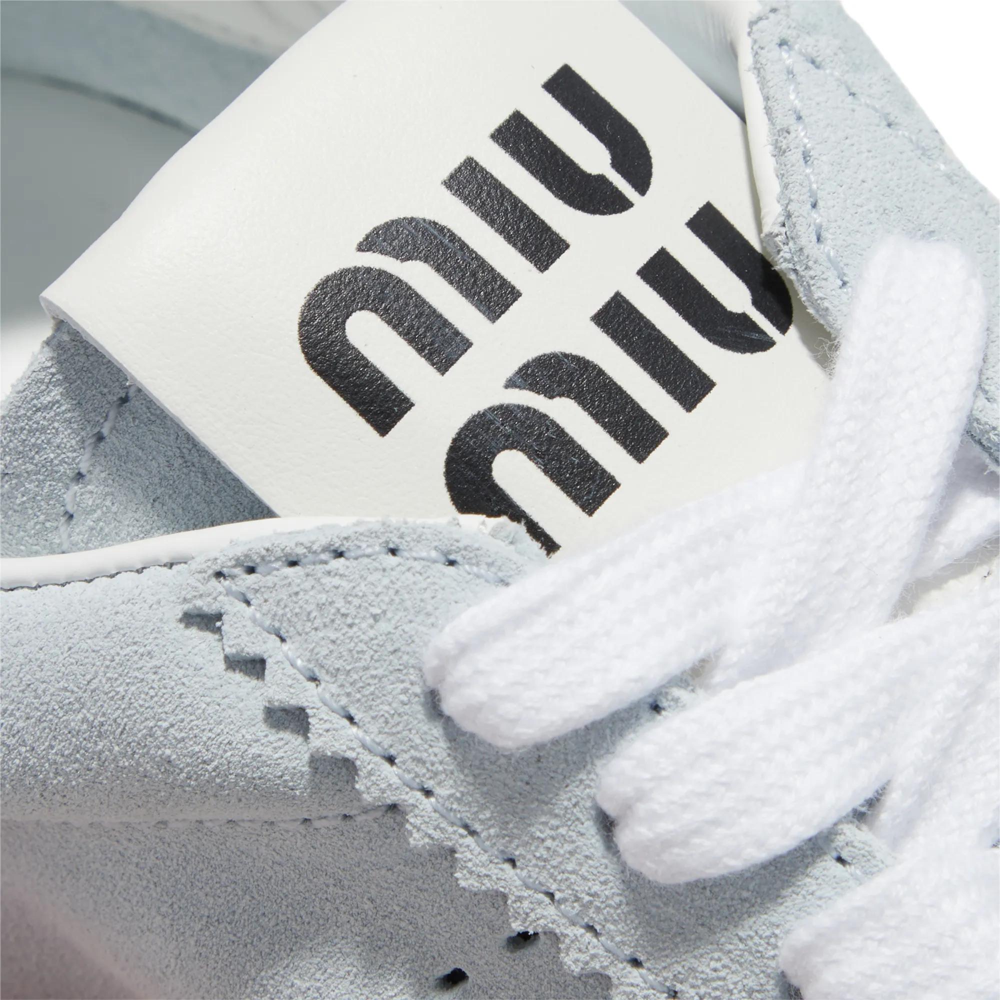 Miu High-Top Sneakers Logo Printed Lace Up Sneakers in blauw