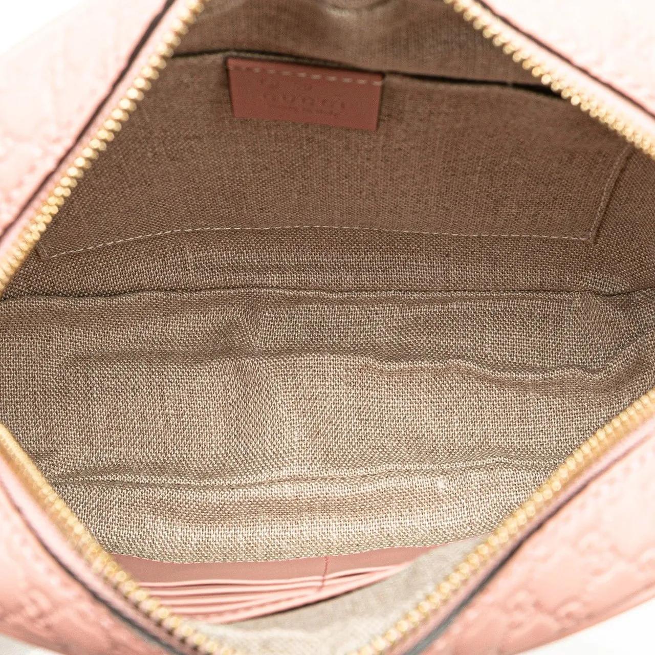 Valentino Garavani Crossbody bags Vlogo Shoulder Bag in poeder roze