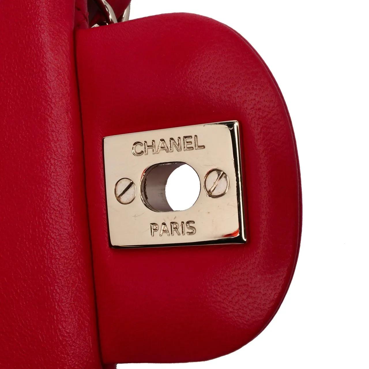 Thumbnail - Chanel Hobo Bags - 2015-2016 Mini Rectangular Classic Lambskin Single - Gr. unisize - in Rot - für Damen
