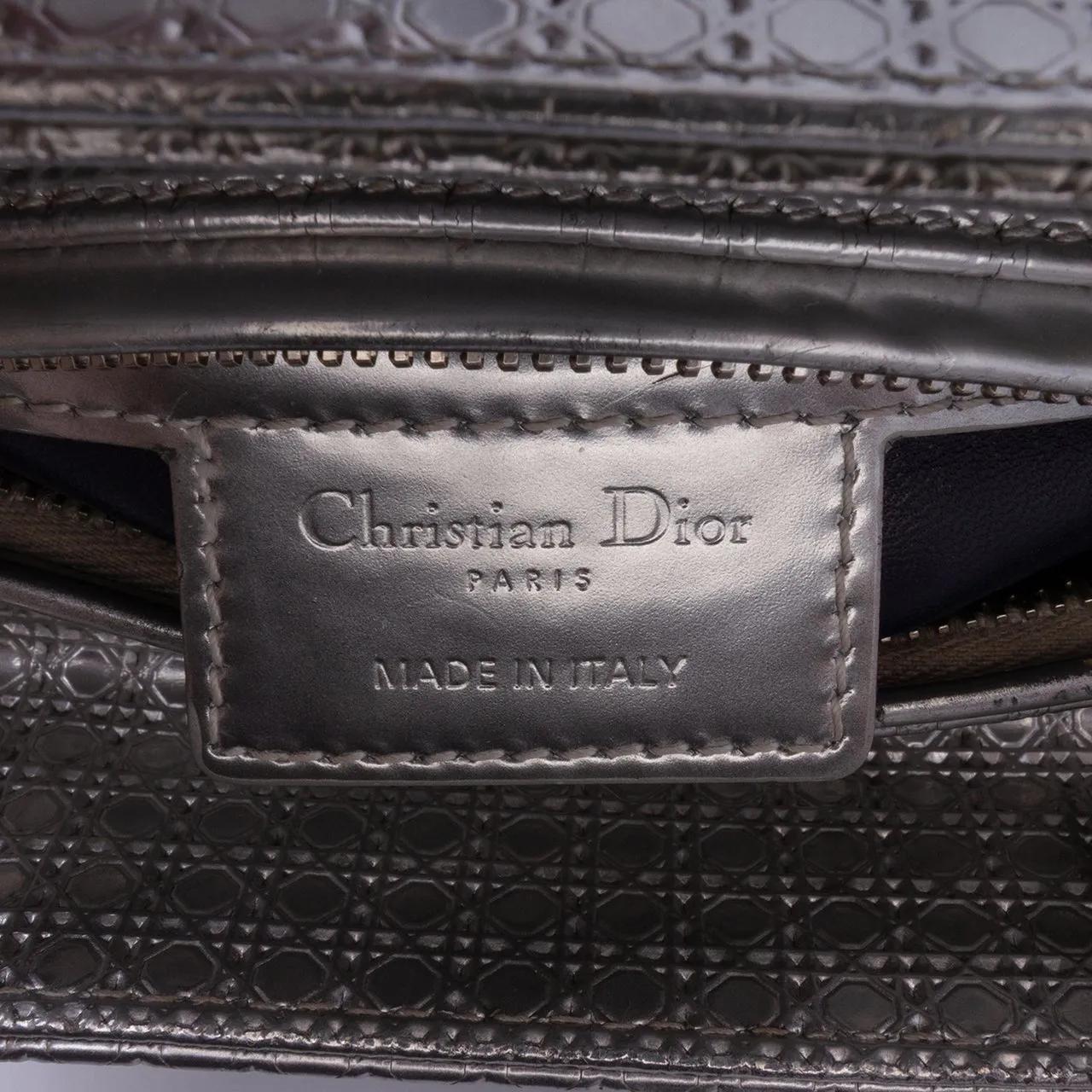 Thumbnail - Christian Dior Hobo Bags - Medium Ombre Metallic Patent Microcannage Lady Dio - Gr. unisize - in Silber - für Damen