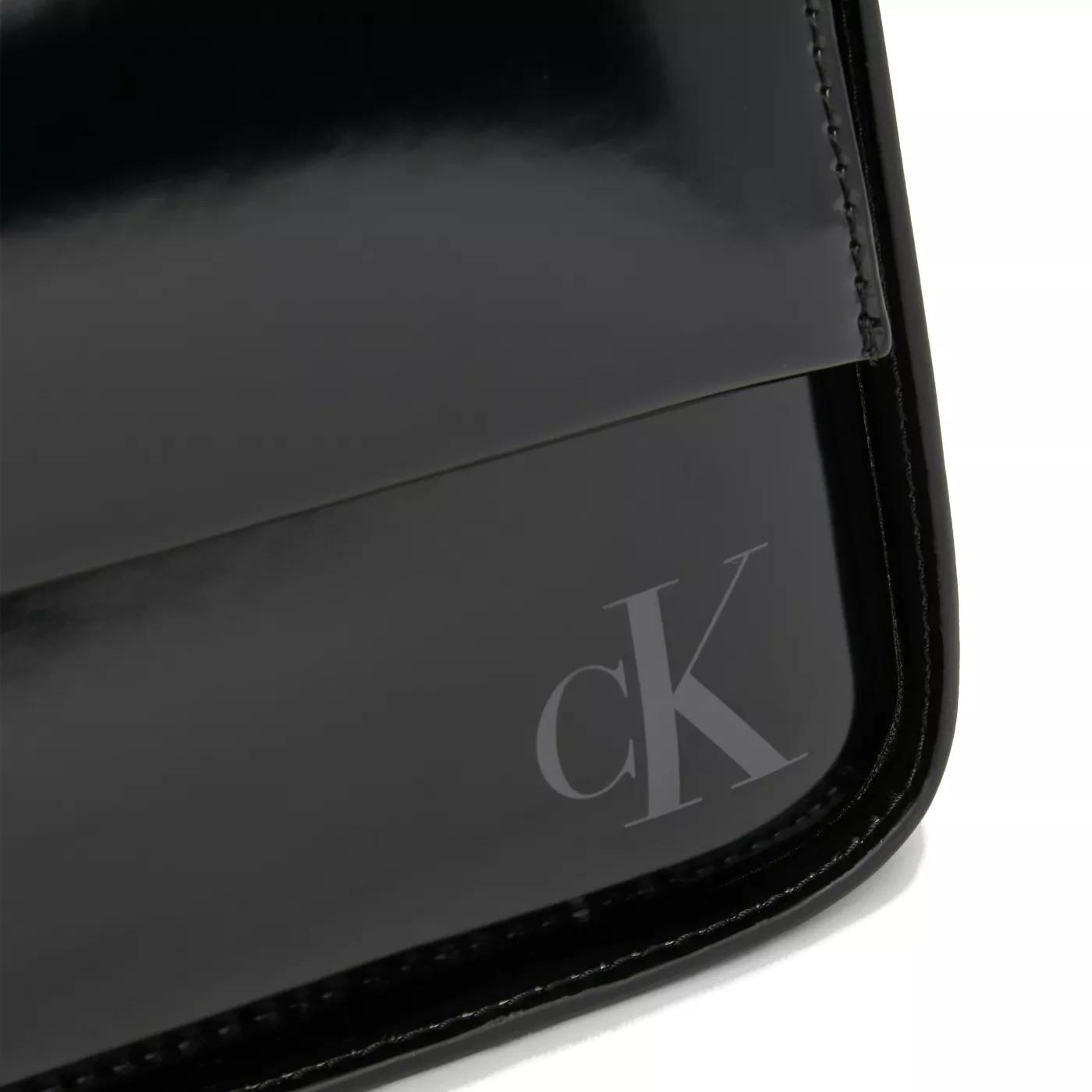 Calvin Klein Crossbody bags Block Ew Schwarze Schultertasche K60K in zwart