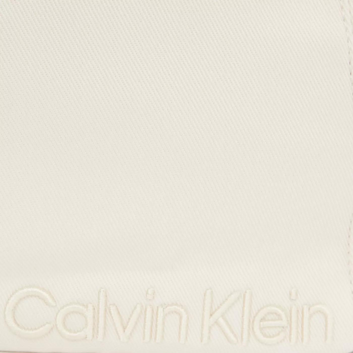 Calvin Klein Shoppers Summer Story Shopper in wit