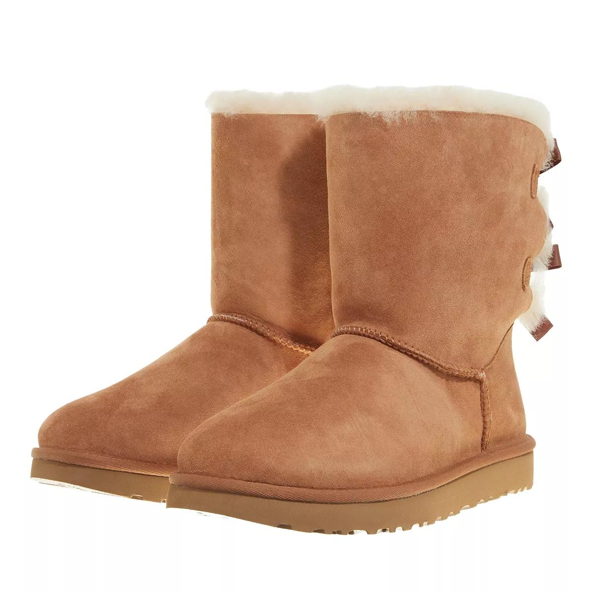 UGG Boots & Stiefeletten - W Bailey Bow Ii - Gr. 36 (EU) - in Cognacbraun - für Damen