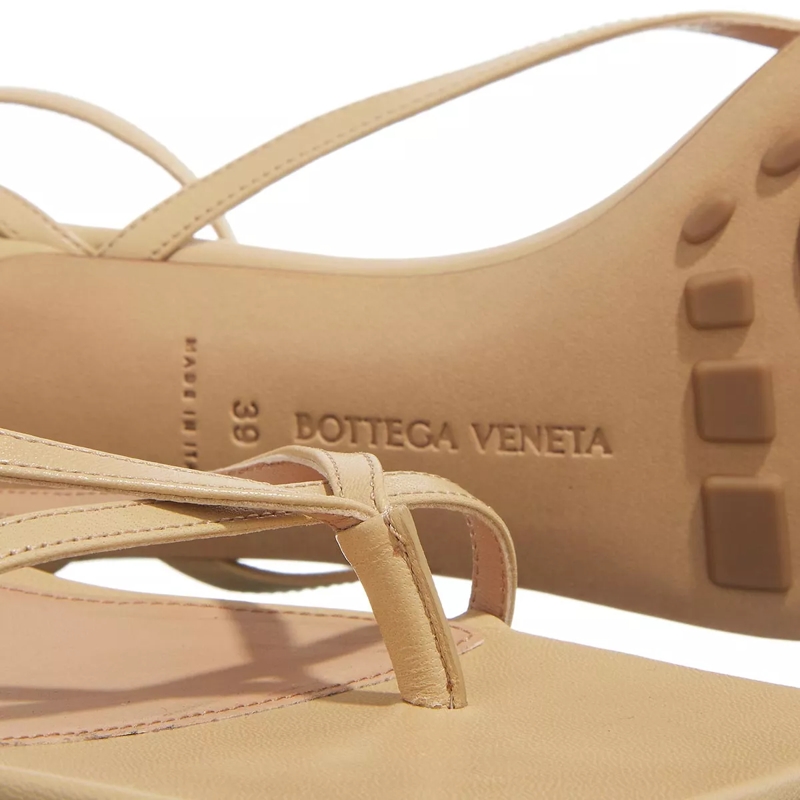 Bottega Veneta Riemchensandalen Leather Strech Sandals Cane Sugar(Image 3)
