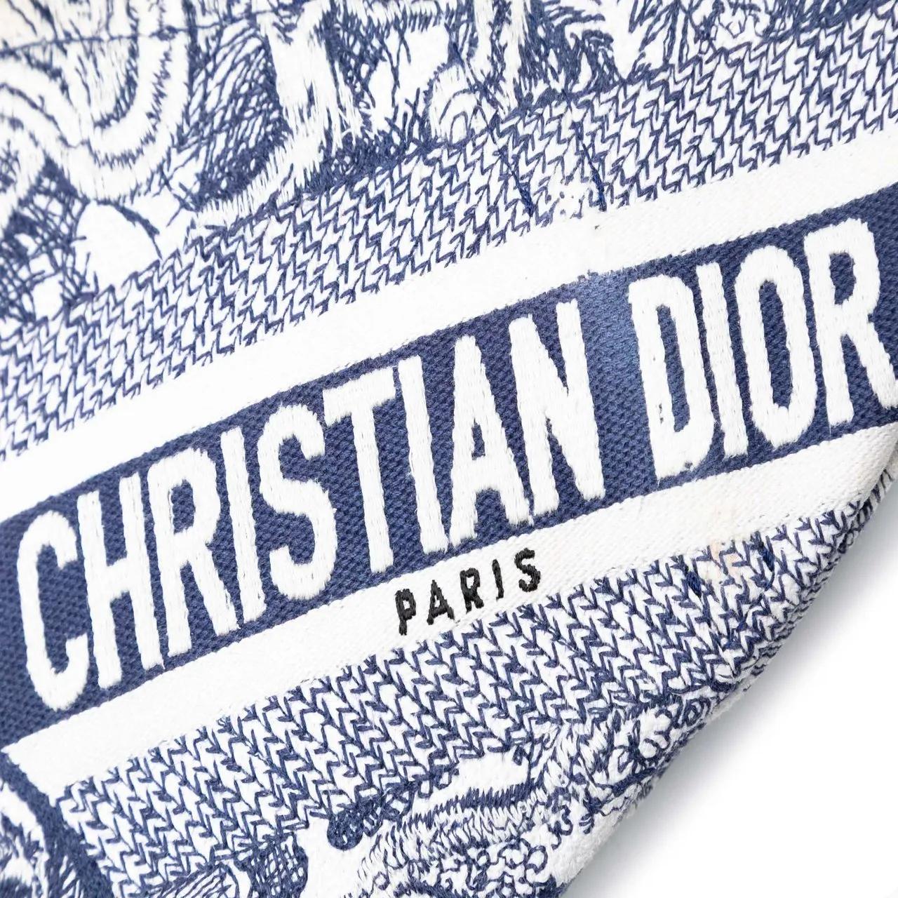 Thumbnail - Christian Dior Hobo Bags - Canvas Embroidered Toile de Jouy Saddle Bag - Gr. unisize - in Blau - für Damen