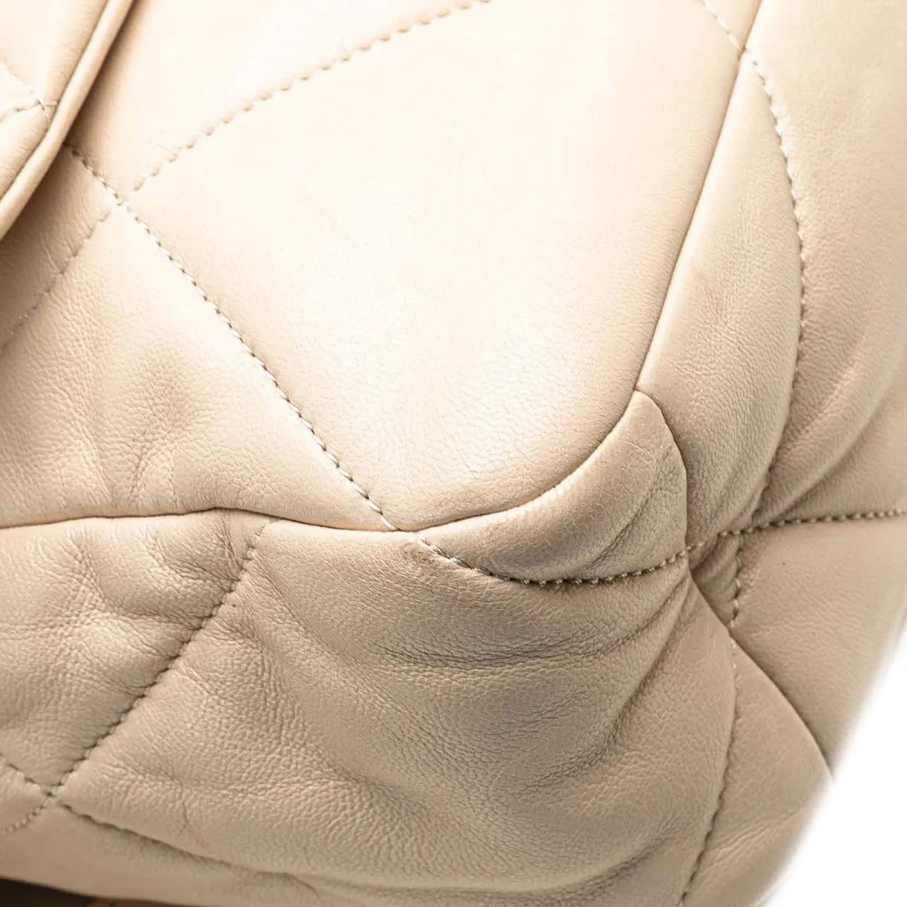 Thumbnail - Chanel Hobo Bags - Large Lambskin 19 Flap - Gr. unisize - in Braun - für Damen