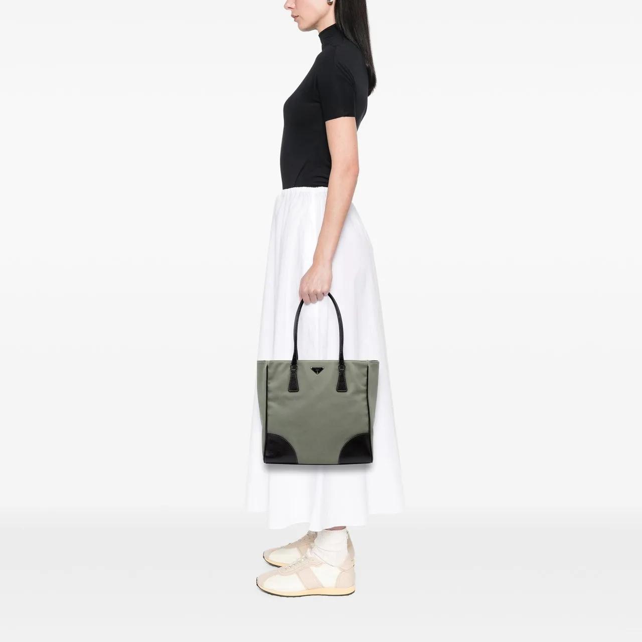 Thumbnail - Prada Shopper - Cinghiale Trimmed Canvas Canapa Tote - Gr. unisize - in Grau - für Damen