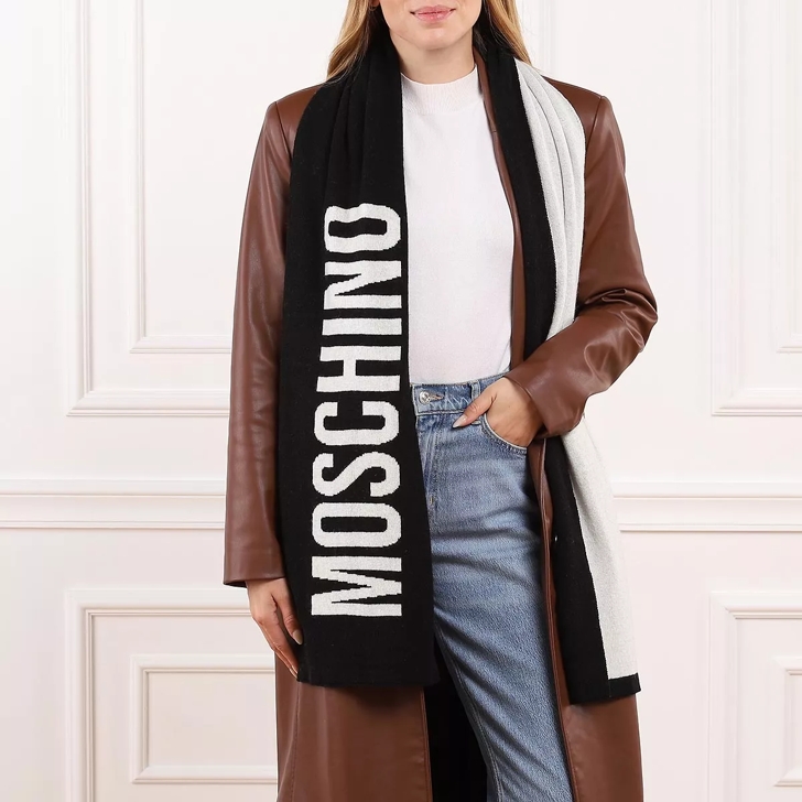 Moschino 2024 milano scarf