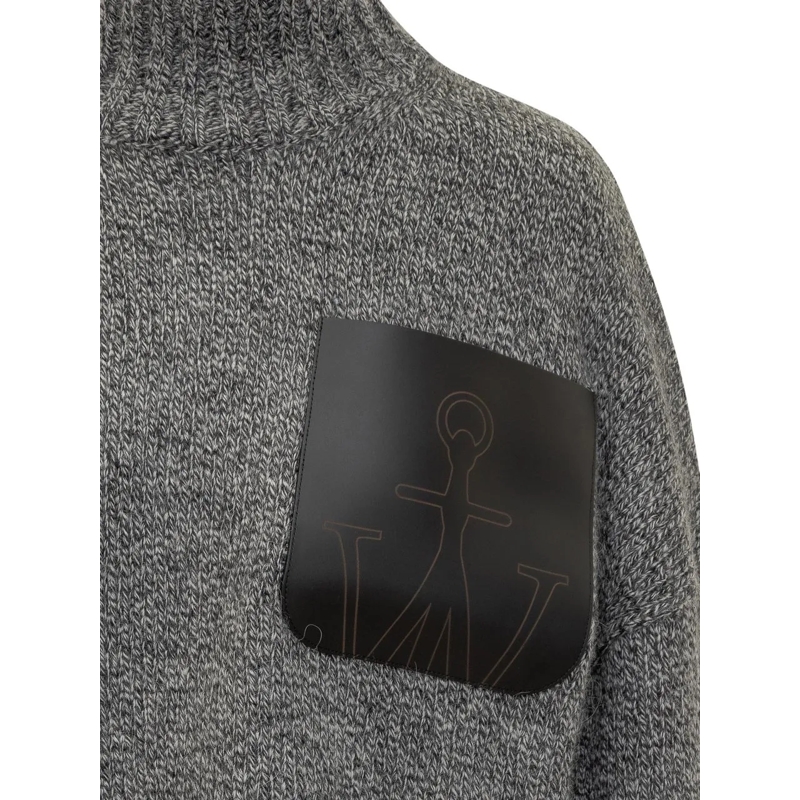 J.W.Anderson  JW Anderson maglione con tasca in pelle grau(Image 4)