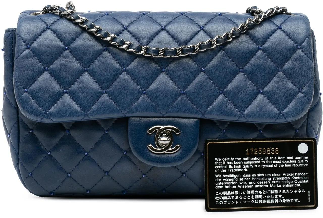 Thumbnail - Chanel Hobo Bags - 2012-2013 Small Quilted Lambskin Beaded Single Fla - Gr. unisize - in Blau - für Damen