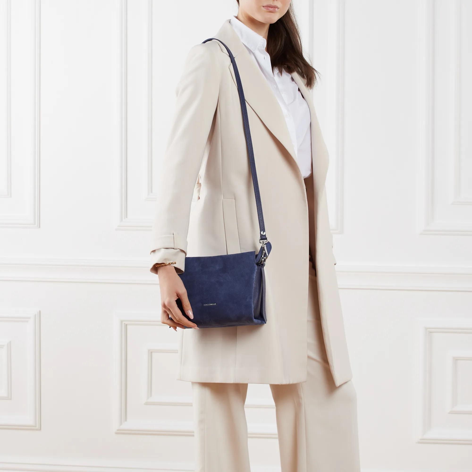 Coccinelle Hobo bags Boheme Suede Bimaterial in blauw