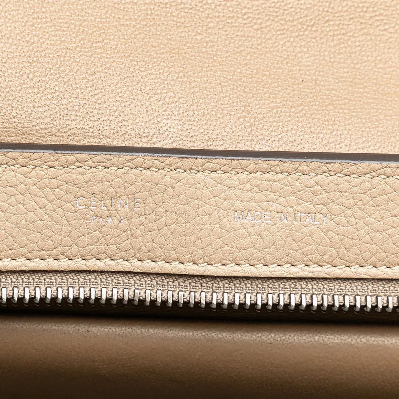 Thumbnail - Celine Hobo Bags - Medium Drummed Calfskin and Suede Trapeze Satchel - Gr. unisize - in Braun - für Damen