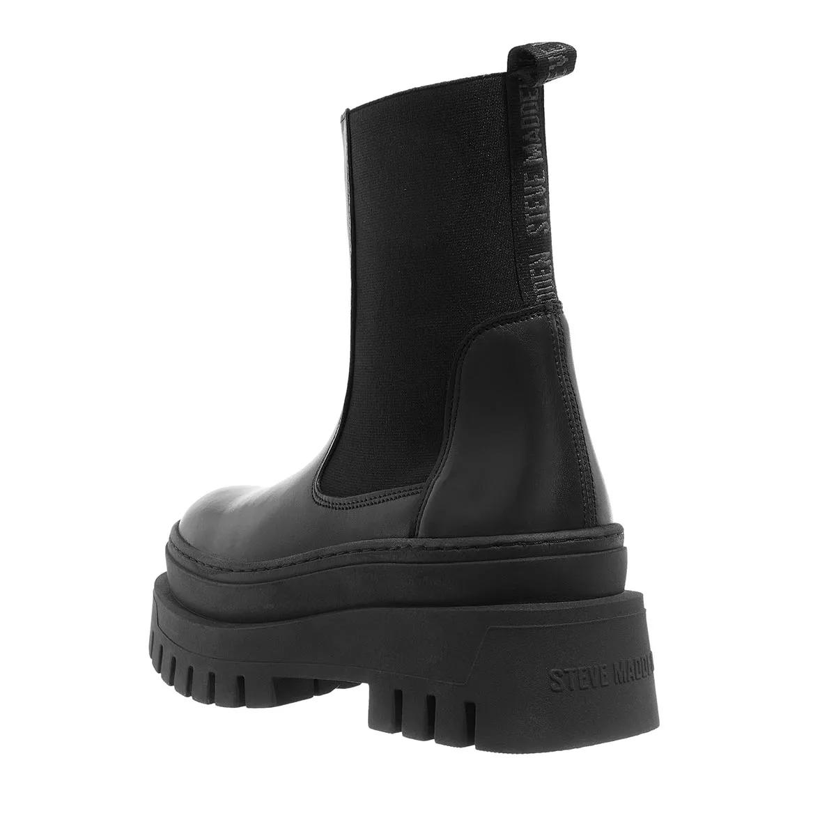 Steve Madden Cassandra Black Leather Chelsea Boot