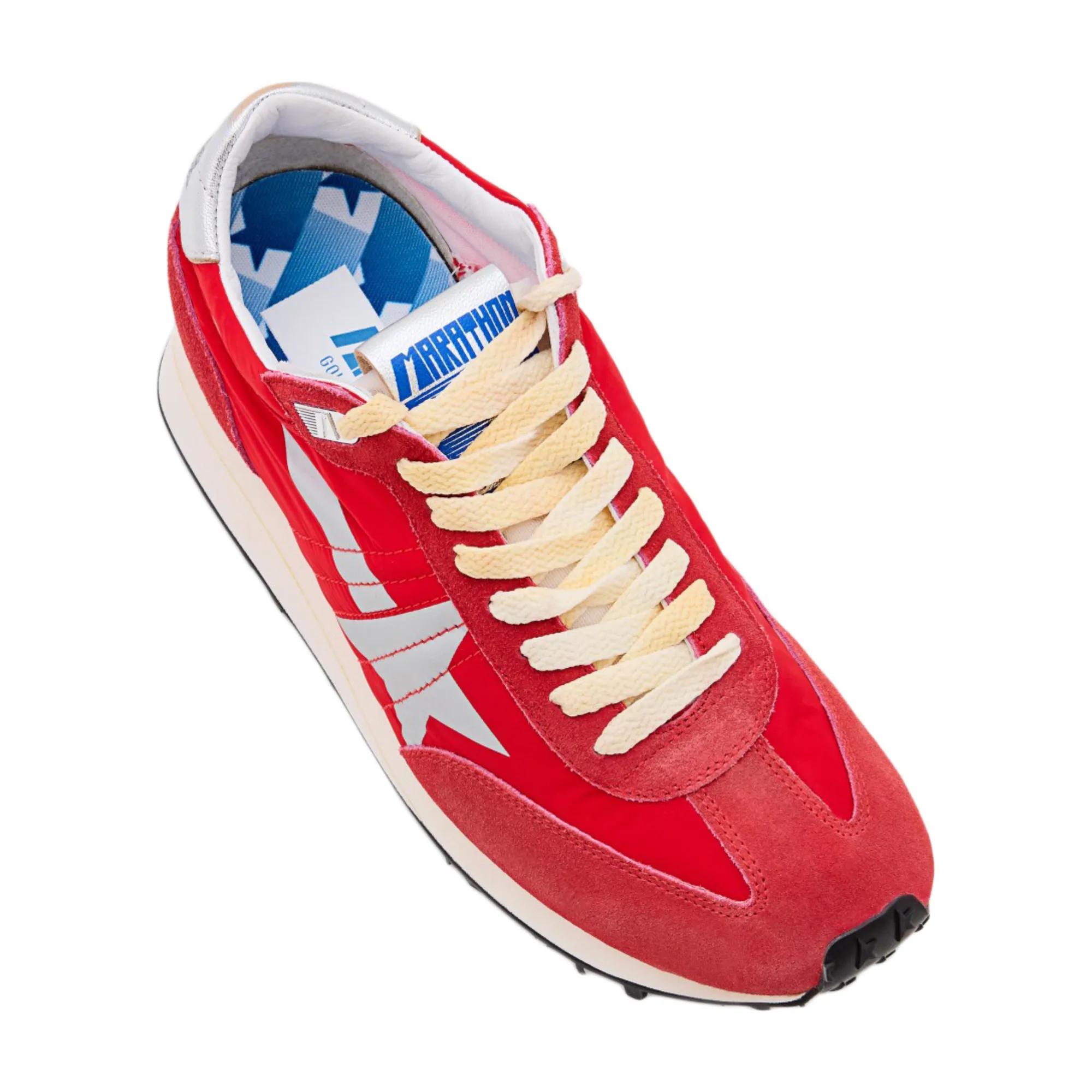 Golden Goose Low-Top Sneakers Lace-Up Sneakers With Rubber Sole in rood