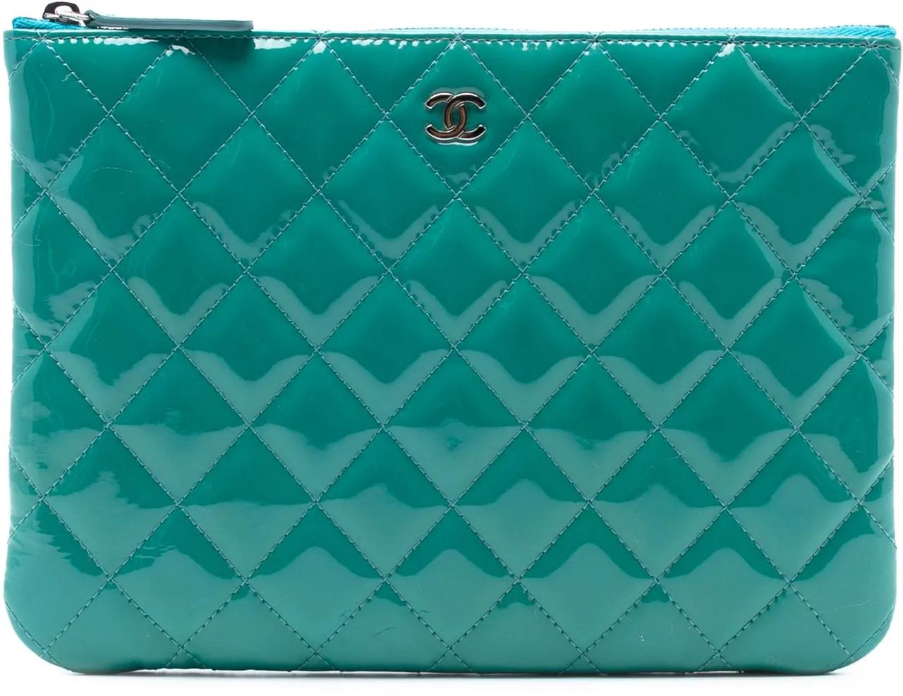 Chanel Clutches - Small CC Quilted Patent O Case Clutch - Gr. unisize - in Blau - für Damen