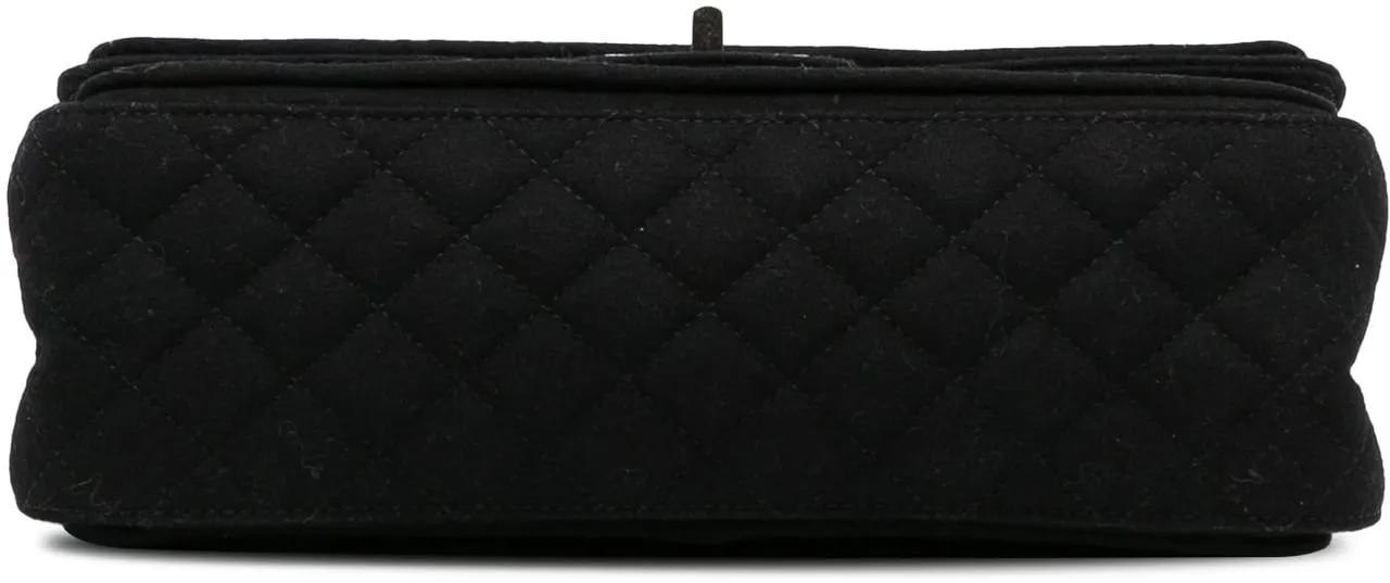 Chanel Hobo bags 2015-2016 Reissue Wool Shoulder Bag in zwart