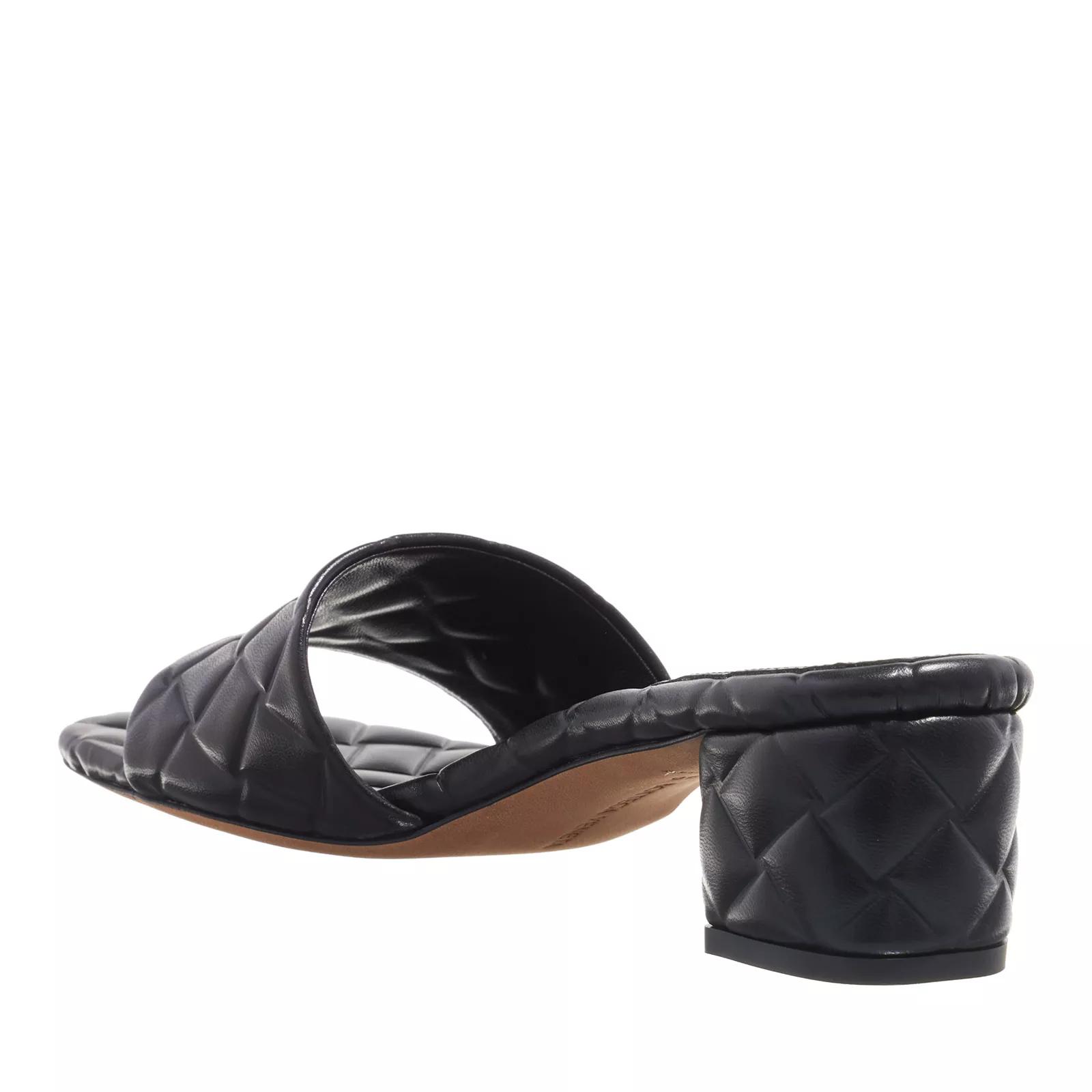 Veneta sandals sales