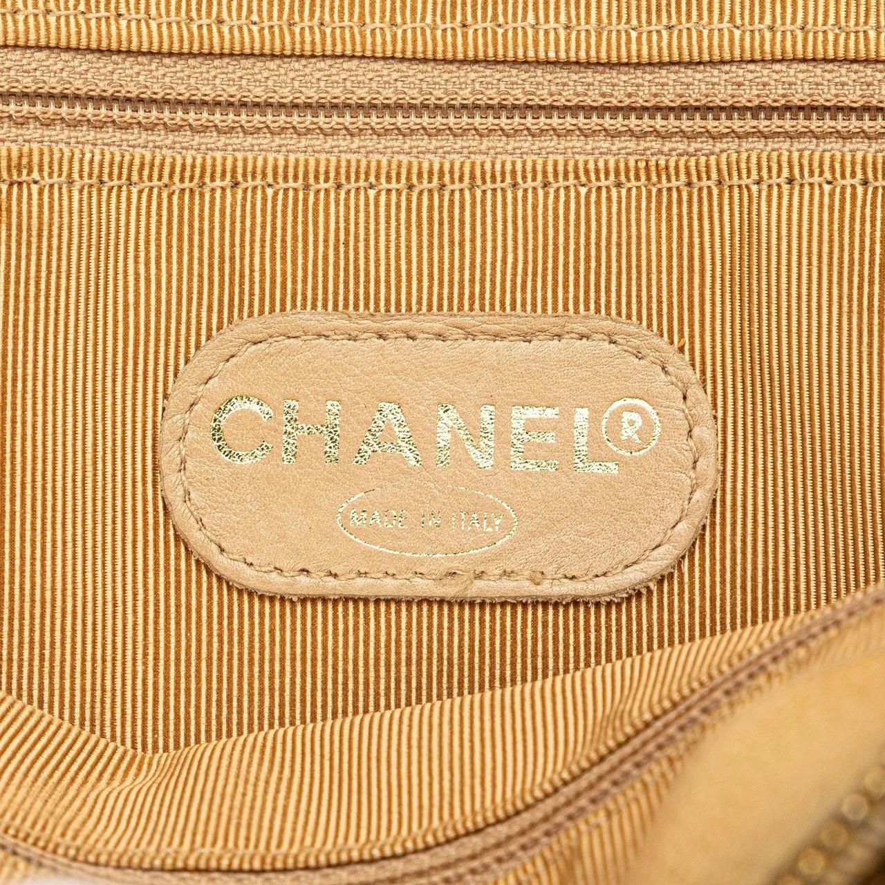 Chanel Hobo bags 1996-1997 Caviar Shoulder Bag in geel