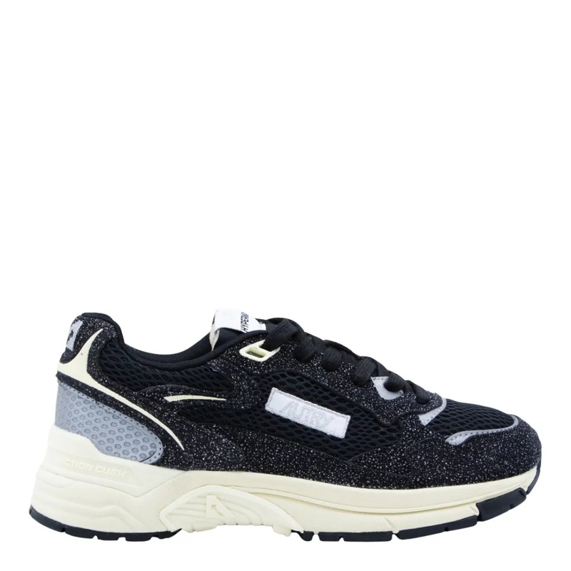 Autry International Sneaker basse Off-White Sole Sneakers Black