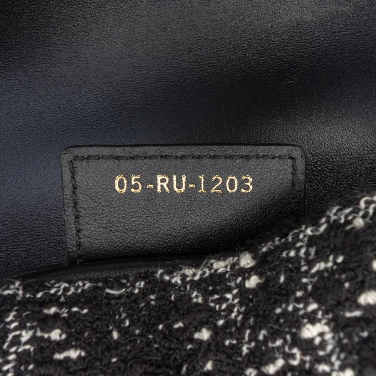 Thumbnail - Christian Dior Hobo Bags - Small Tweed Macrocannage Caro Bag - Gr. unisize - in Schwarz - für Damen